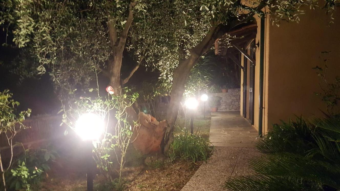 Bed and Breakfast L'Uliveto D'Argento Finale Ligure Exteriér fotografie